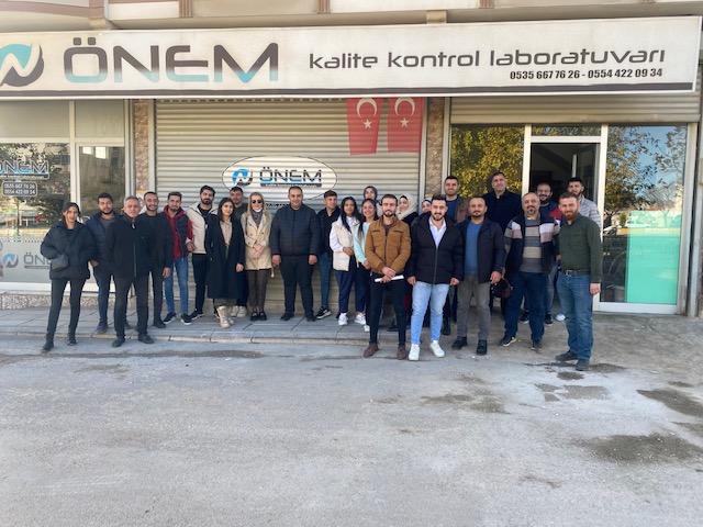 İnşaat Bölümü Öğrencileri Önem Kalite Kontrol Laboratuvarı Ltd. Şti.'ye Teknik Gezi Gerçekleştirdi.